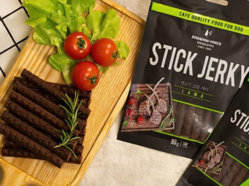 Bánh Thưởng Thịt Que BowWow Stick Jerky Vị Cừu 90g